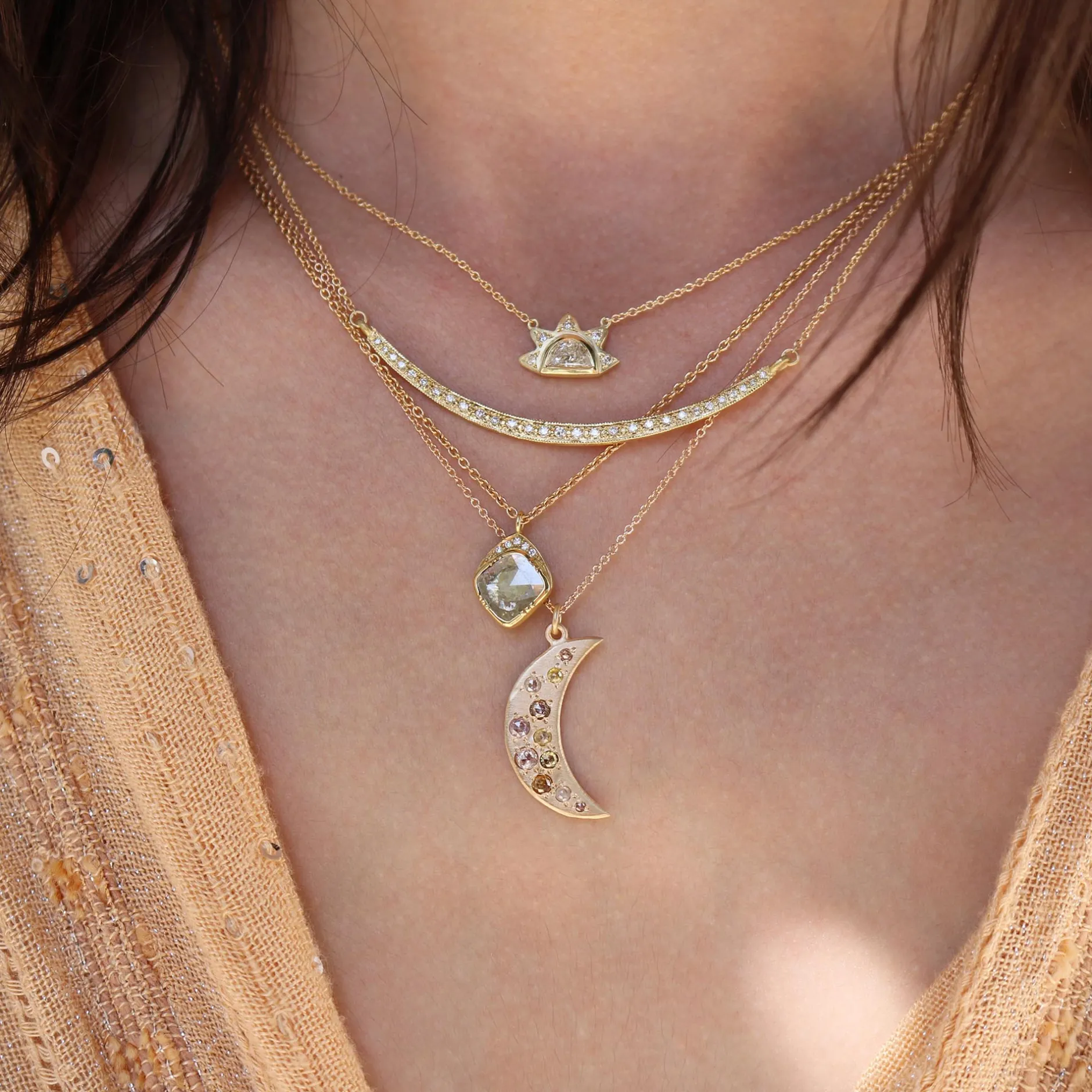 CRESCENT DIAMOND NECKLACE SMALL^Brooke Gregson Flash Sale