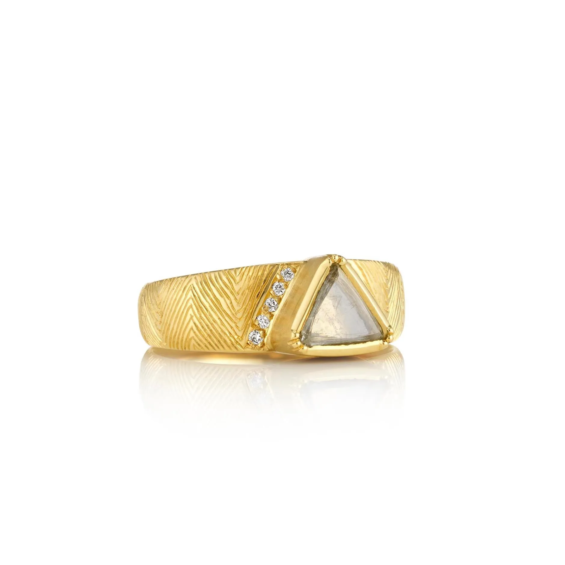 HERA ENGRAVED MACLE DIAMOND RING^Brooke Gregson Best