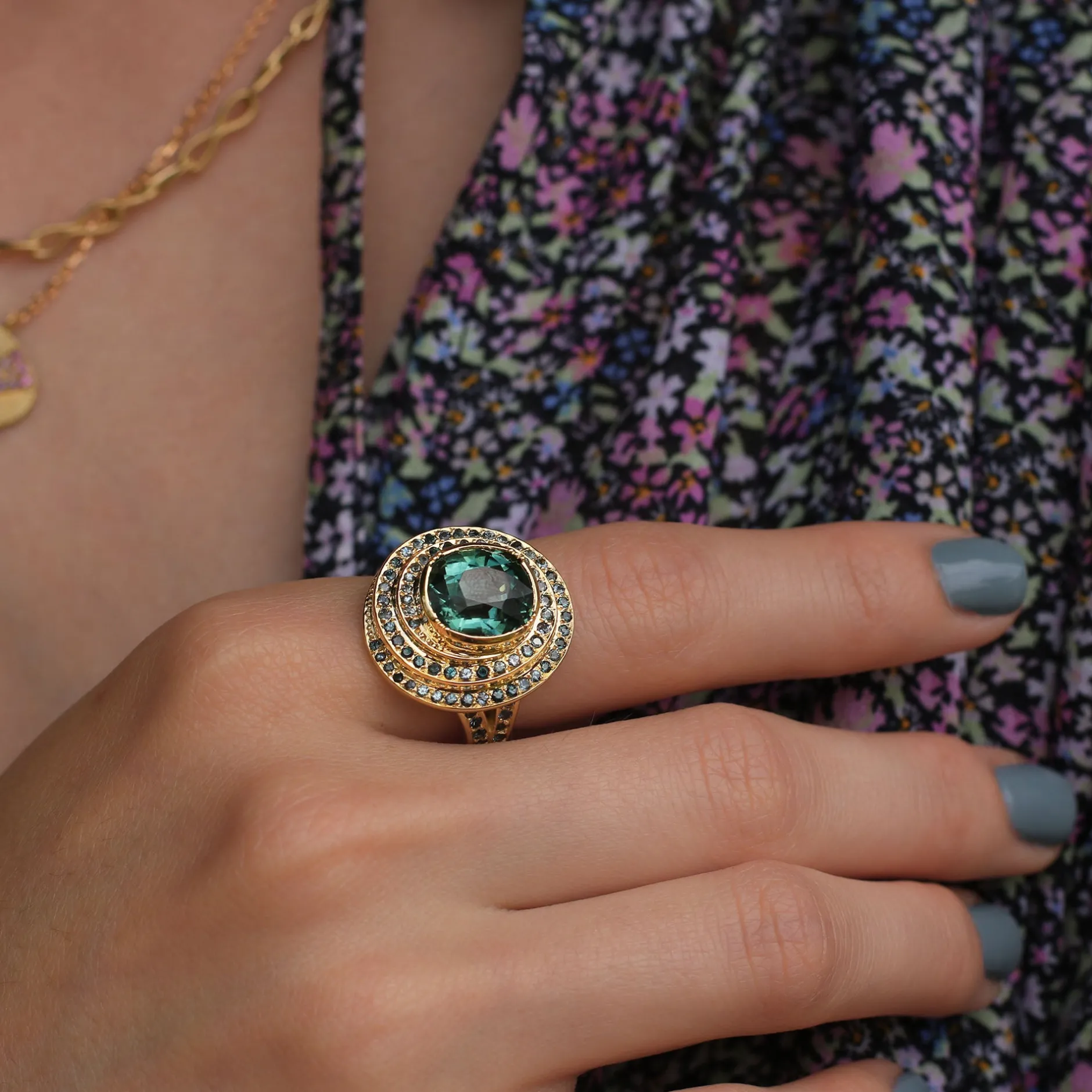 UTOPIA SPIRAL TOURMALINE SPINEL RING^Brooke Gregson Fashion